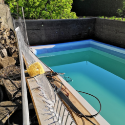 Piscine Extérieure à Coque : Élégance et Facilité d'Entretien Nevers